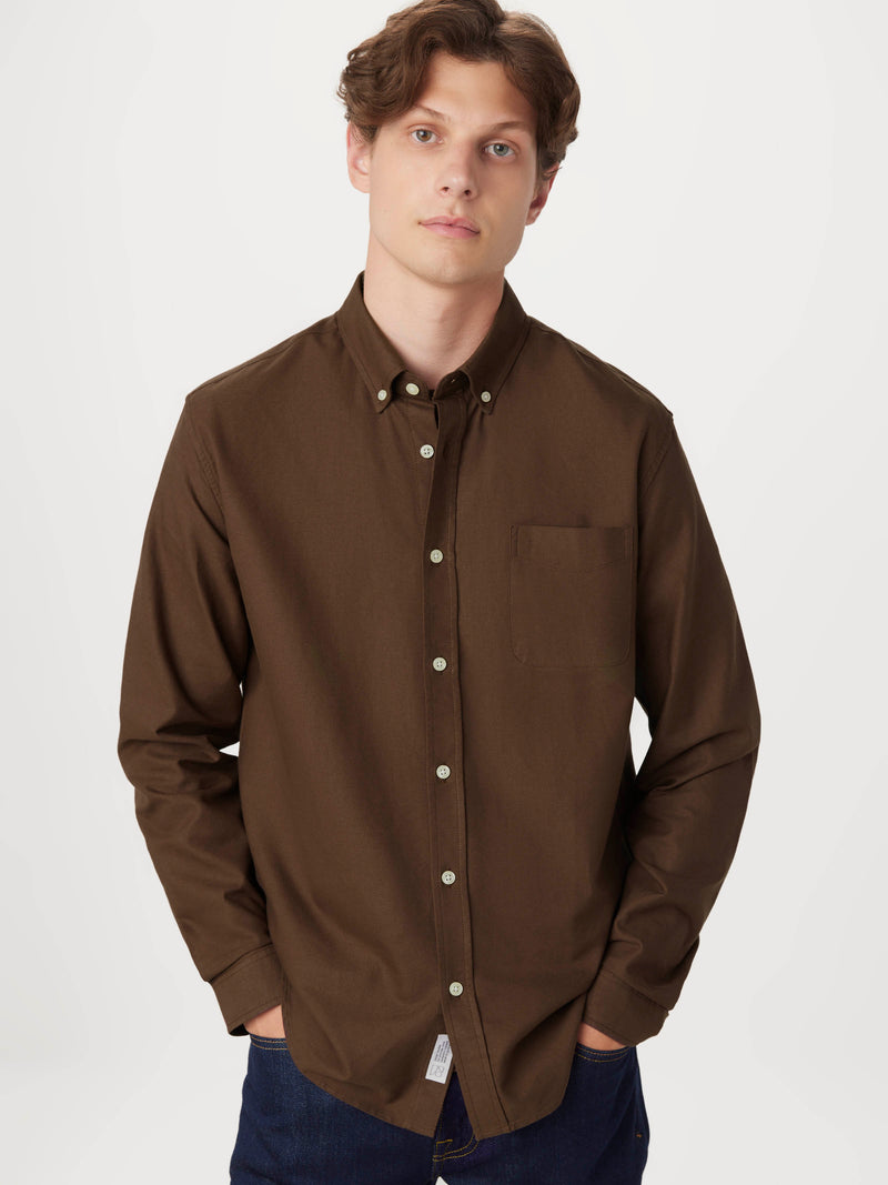 The Jasper Oxford Shirt in Deep Brown – Frank And Oak USA