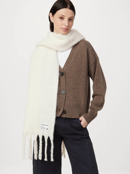 The Fuzzy Scarf in White – Frank And Oak USA