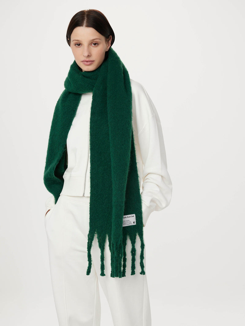The Fuzzy Scarf in Bottle Green – Frank And Oak USA The Fuzzy Scarf in Bottle Green – Frank And Oak USA