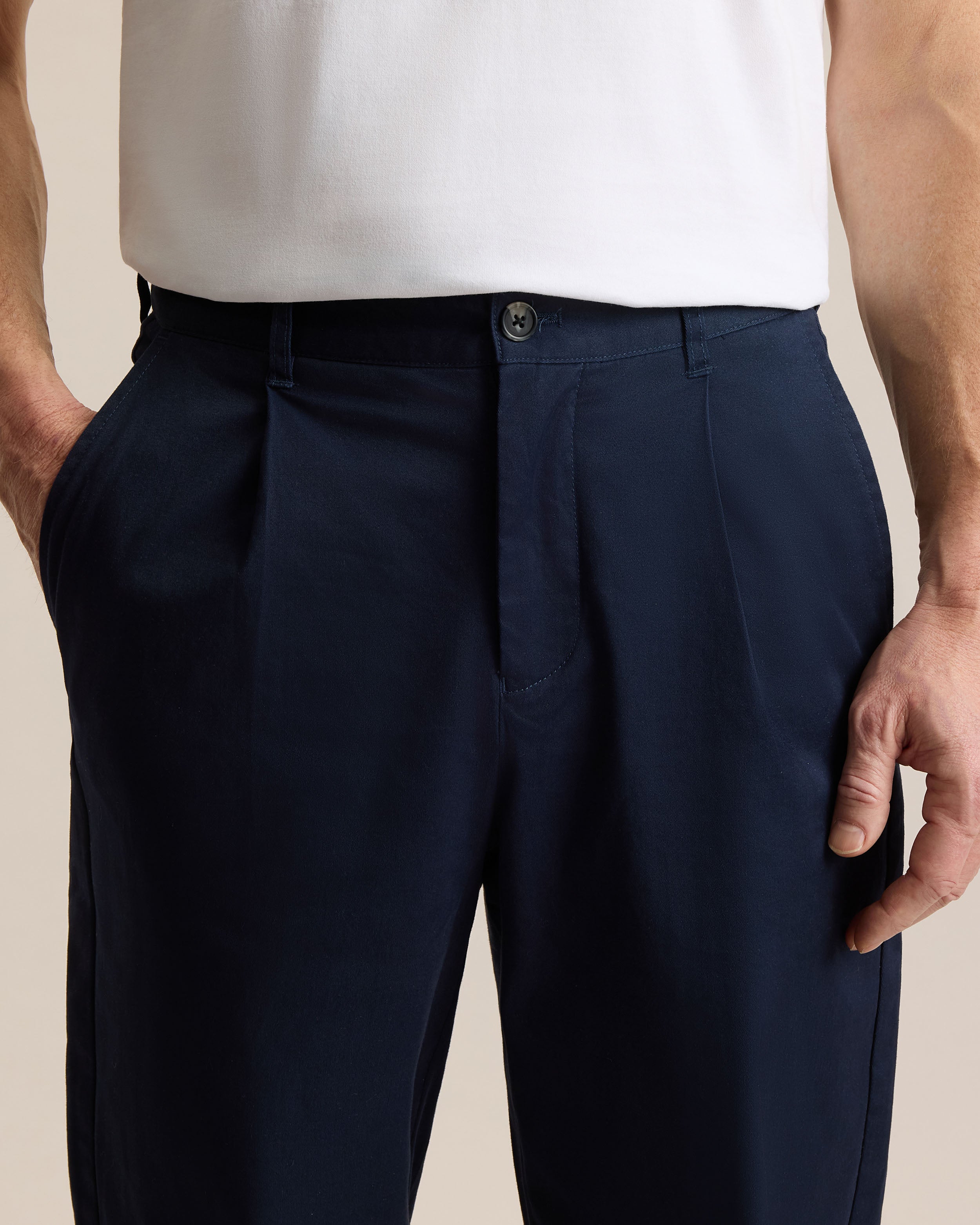 RELAXED PLEATED CHINO PANT – Frank And Oak